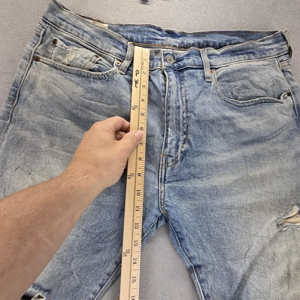 Levis 10245 important